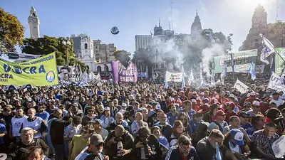 La CGT, las CTA, Ni Una Menos y la UTEP van a Plaza de Mayo: cuándo y por qué es la marcha La CGT, las CTA, Ni Una Menos y la UTEP van a Plaza de Mayo: cuándo y por qué es la marcha