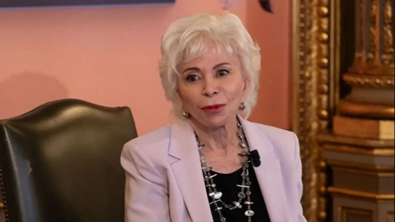 Isabel Allende.