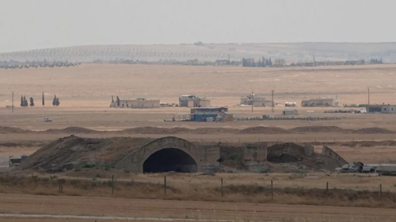 Turquía critica las acusaciones "insostenibles" de Israel tras los ataques contra una base siria