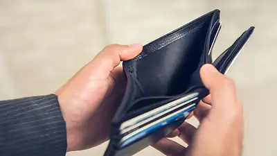 La Rioja busca frenar el sobreendeudamiento de las familias con un nuevo régimen de refinanciación: los detalles La Rioja busca frenar el sobreendeudamiento de las familias con un nuevo régimen de refinanciación: los detalles