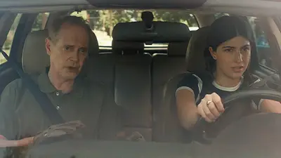 Sunny Sandler y Steve Buscemi Sunny Sandler y Steve Buscemi
