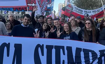 Calle, banderas históricas y renovación: el modelo de la Juventud Radical de CABA | Caba