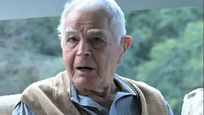Alberto 99 años. Alberto 99 años.