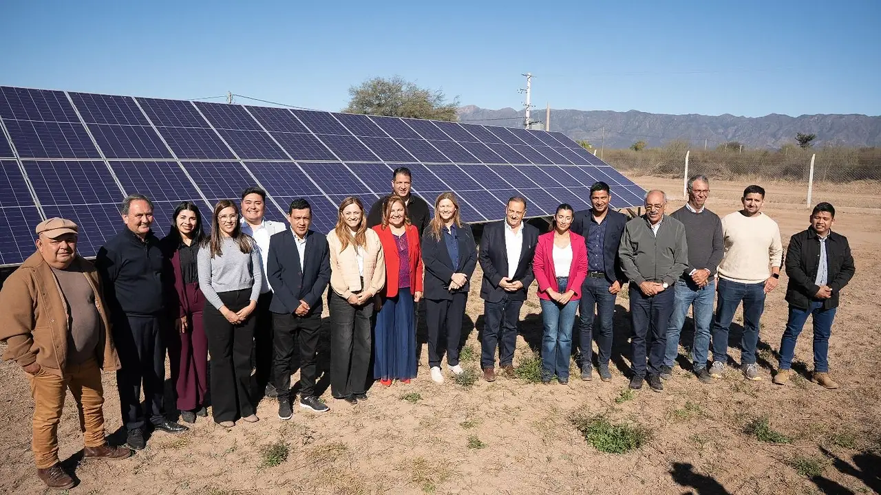 "Una provincia más sostenible para el futuro": Quintela suma un nuevo parque solar y consolida el modelo de energía renovable