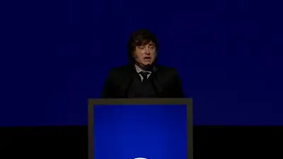 Milei negó el problema de la morosidad y apuntó a la oposición: "Es parte de la estrategia" Milei negó el problema de la morosidad y apuntó a la oposición: "Es parte de la estrategia"