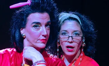 Telenovelas, Sandro y fijador: así es "Manual de supervivencia" | Teatro