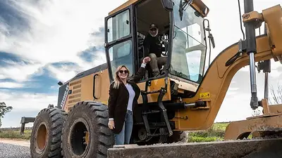 Frente al ajuste nacional: Kicillof y Fassi impulsan una importante obra vial para el sector productivo en Cañuelas Frente al ajuste nacional: Kicillof y Fassi impulsan una importante obra vial para el sector productivo en Cañuelas