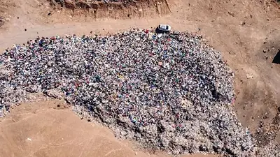 Impensado hallazgo en Chile: qué es la misteriosa mancha gigante que los satélites detectaron en medio del desierto Impensado hallazgo en Chile: qué es la misteriosa mancha gigante que los satélites detectaron en medio del desierto