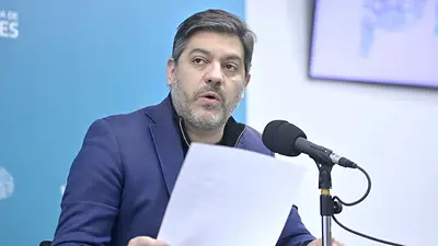 Bianco habló de un Presidente ausente: “8 días sin agenda, habrá tenido un retiro espiritual” Bianco habló de un Presidente ausente: “8 días sin agenda, habrá tenido un retiro espiritual”
