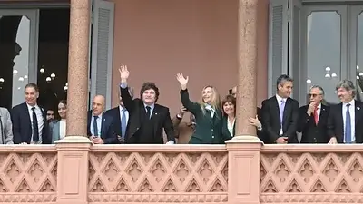 Reunión de Gabinete: Milei negó la morosidad y aseguró que los indicadores "no reflejan una situación de crisis" Reunión de Gabinete: Milei negó la morosidad y aseguró que los indicadores "no reflejan una situación de crisis"