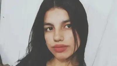 Femicidio de una adolescente en Corrientes: los presuntos chats que comprometen a su compañero de colegio Femicidio de una adolescente en Corrientes: los presuntos chats que comprometen a su compañero de colegio