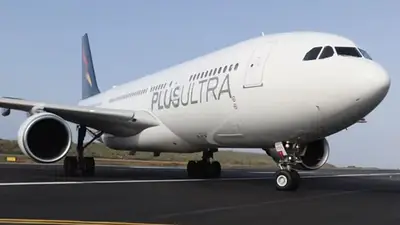 La low cost que autorizó Milei a volar en Argentina aterrizó de emergencia en Brasil y mantiene a 400 pasajeros varados La low cost que autorizó Milei a volar en Argentina aterrizó de emergencia en Brasil y mantiene a 400 pasajeros varados