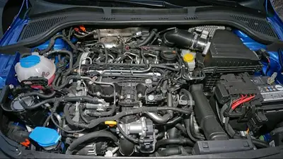 Qué hay debajo del capó de un auto y para qué sirve cada componente Qué hay debajo del capó de un auto y para qué sirve cada componente
