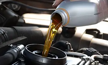 Cómo medir el aceite de un auto y qué hacer si el nivel está bajo | Autos