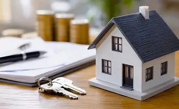 Cuánto hay que ganar para comprar una casa con un crédito hipotecario  | Crédito hipotecario