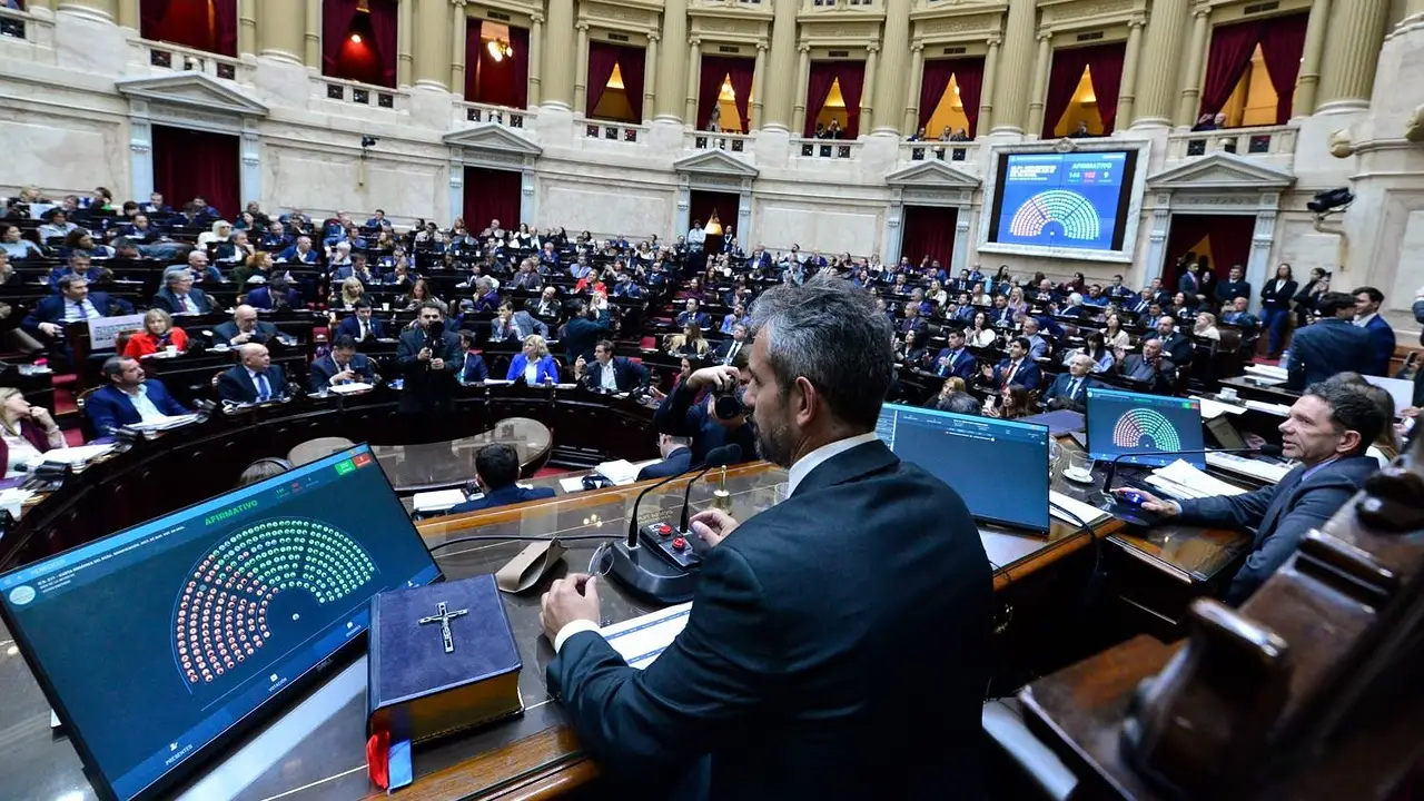 El Gobierno consiguió en Diputados los votos para aprobar dos leyes clave 