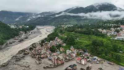 GLOF, el fenómeno que provocó una tragedia en Nepal: por qué sería un peligro en la Argentina GLOF, el fenómeno que provocó una tragedia en Nepal: por qué sería un peligro en la Argentina