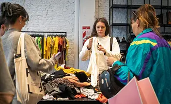 Ropa con 70% de descuento: mega outlet en más de 80 locales | Descuentos