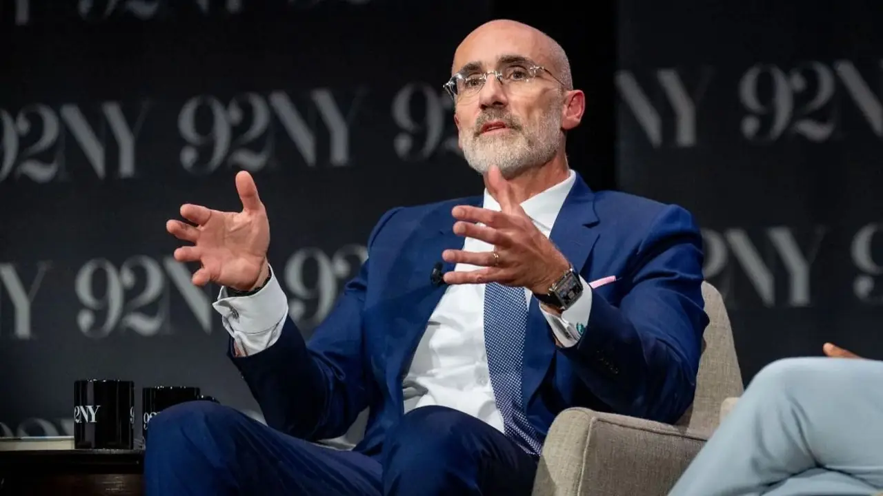 Arthur C. Brooks, profesor de Harvard: “Hay una inteligencia que nace a partir de los 40 años”