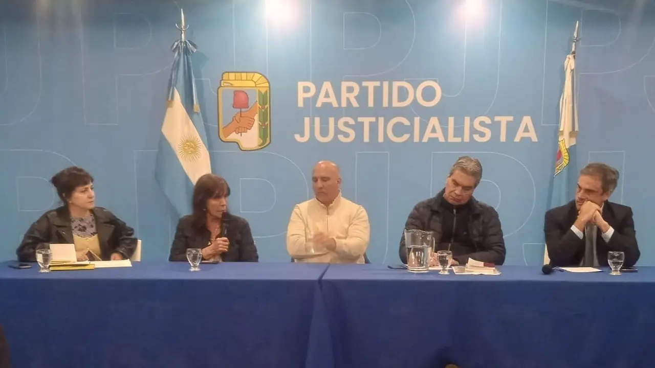 Distribución o equilibrio fiscal: el peronismo se divide por el plan económico para 2027