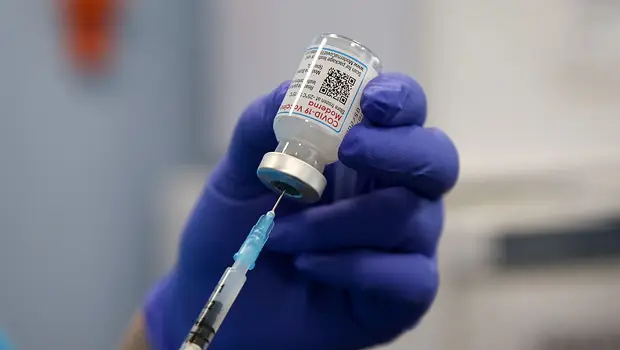 Qué hay que saber sobre la nueva vacuna experimental contra el melanoma | Medicina personalizada