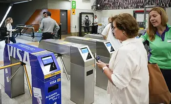 Jubilados y pensionados: cómo hacer el trámite para viajar gratis en subte | Subte