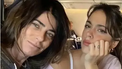 Tini Stoessel y Mariana Muzlera Tini Stoessel y Mariana Muzlera