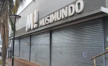 Crisis sin fin: cerró Musimundo y dejó a cientos de trabajadores en la calle | Despidos