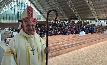 En la previa de la llegada del Papa, la Iglesia alertó por el endeudamiento familiar | Morosidad