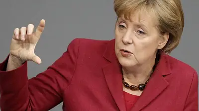 Merkel decide ponerse en cuarentena al ser vacunada por un doctor que dio positivo en coronavirus Merkel decide ponerse en cuarentena al ser vacunada por un doctor que dio positivo en coronavirus