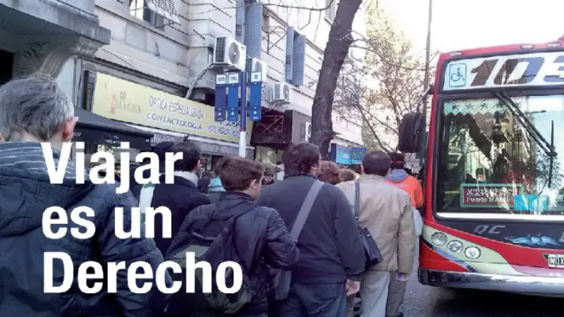 Defensoría lanza la campaña "Viajar es un Derecho" para usuarios del transporte público