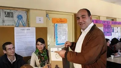 Elecciones en Tucumán: Crece la ventaja de Manzur sobre Cano Elecciones en Tucumán: Crece la ventaja de Manzur sobre Cano