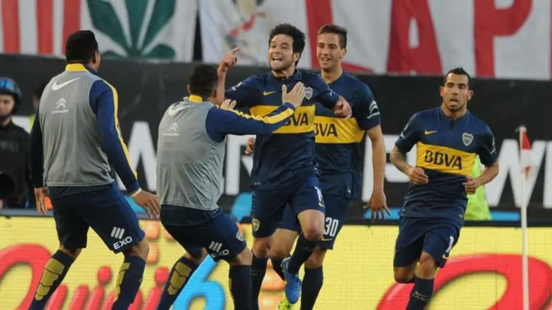 Boca venció a River y se quedó con el Superclásico