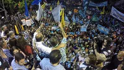 El Gobierno pidió a la oposición "terminar con la farsa" de querer "deslegitimar todo" El Gobierno pidió a la oposición "terminar con la farsa" de querer "deslegitimar todo"