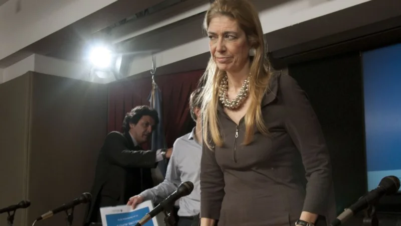 Para Giorgi, devaluar "quema el salario y apaga el mercado interno"