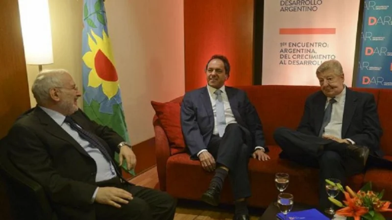 Scioli relanza este lunes su candidatura presidencial y revelará su plan económico