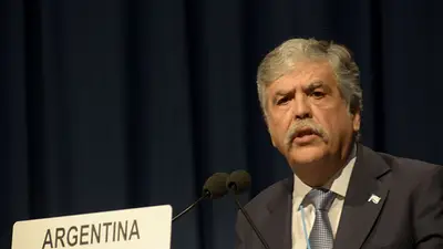 De Vido presentó el plan de Medicina Nuclear en Viena De Vido presentó el plan de Medicina Nuclear en Viena