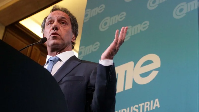 Scioli le pidiió a Macri que acepte el triunfo de Manzur en Tucumán