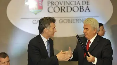 Elecciones 2015: De la Sota negó acuerdos con el FpV pero admitió contactos con Macri Elecciones 2015: De la Sota negó acuerdos con el FpV pero admitió contactos con Macri