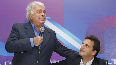 De la Sota: "Macri va a apoyar a Massa, porque en diez días lo pasa" De la Sota: "Macri va a apoyar a Massa, porque en diez días lo pasa"