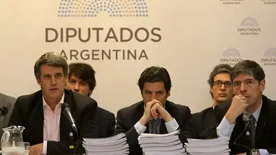 El Gobierno presentará antes de fin de mes la reforma del impuesto a las Ganancias El Gobierno presentará antes de fin de mes la reforma del impuesto a las Ganancias
