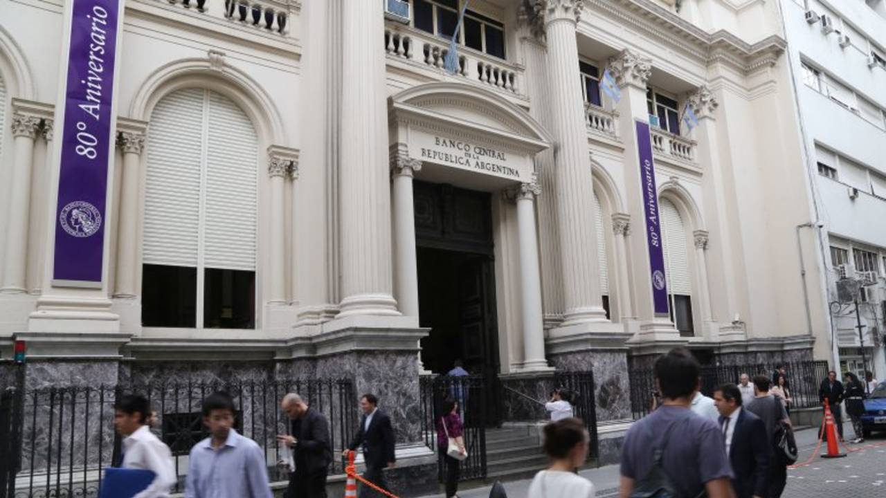 Amplían la emisión de deuda en $95.000 millones