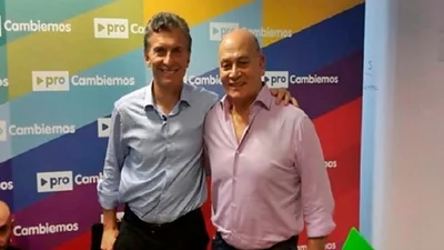 Para el Momo Venegas, "Macri viene cumpliendo con todo lo que prometió en campaña" Para el Momo Venegas, "Macri viene cumpliendo con todo lo que prometió en campaña"