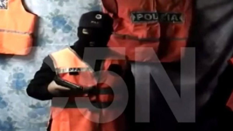 Con un mensaje a Macri, una banda de ladrones armó un video para amenazar a un fiscal