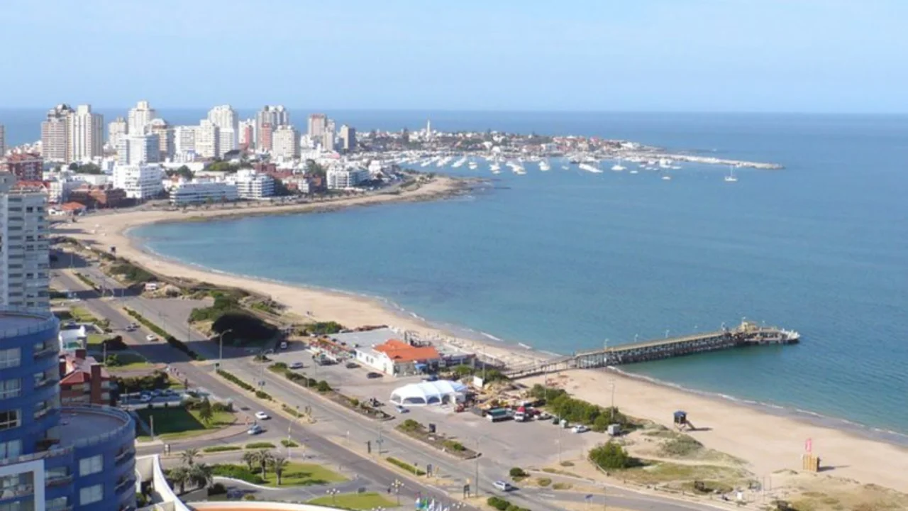 El Gobierno presiona por el blanqueo y ya encontró 2.000 inmueblesen EE.UU. y Uruguay
