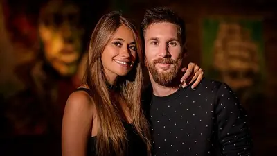 El mensaje de la esposa de Messi por la desaparición de Maldonado El mensaje de la esposa de Messi por la desaparición de Maldonado