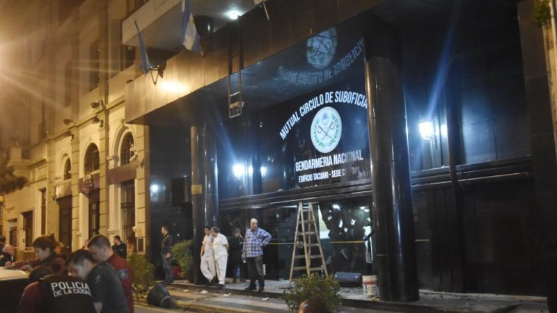Rompieron vidrios en un local de Gendarmería en la Ciudad
