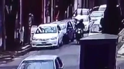 Impactante video: así atacan a balazos a dirigente que lucha contra el desempleo Impactante video: así atacan a balazos a dirigente que lucha contra el desempleo