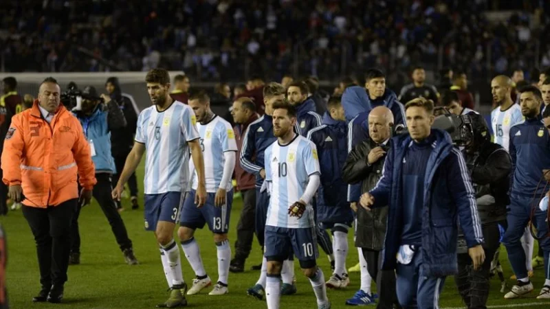 Las desopilantes placas de  Crónica por el empate de la Selección argentina