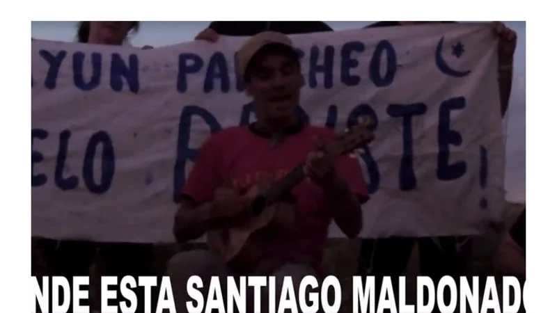 Manu Chao cantó con los mapuche y pidió por Santiago Maldonado
